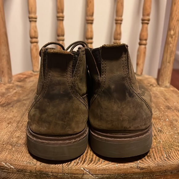 Reef Voyage Desert Boot in Brown Leather - Size 9 - Picture 2 of 8